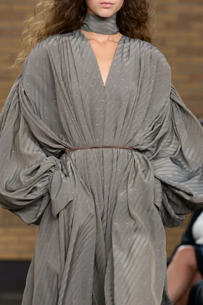 Look 33